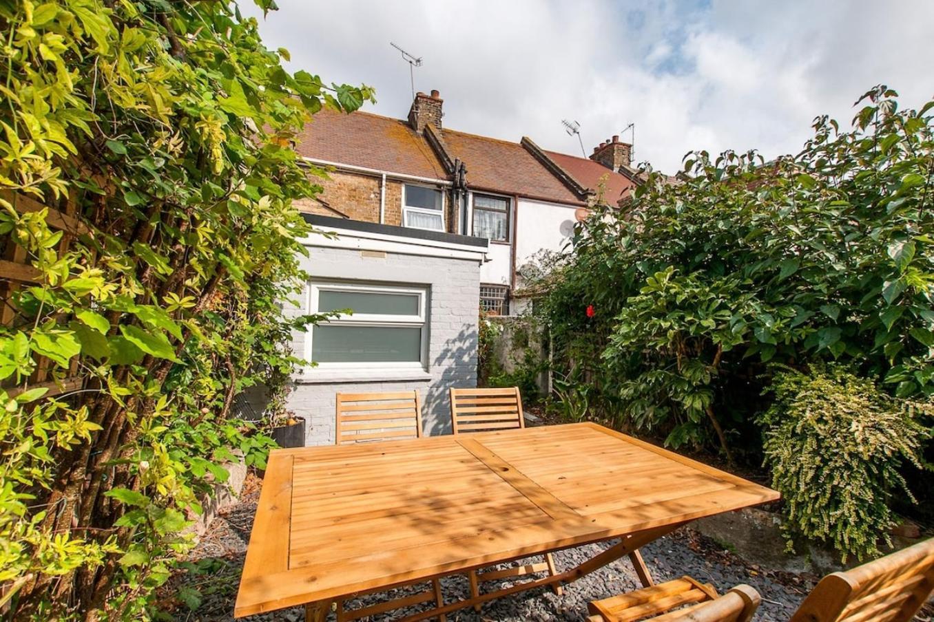 Magdala Cottage -Village Location- Dog Friendly Broadstairs Buitenkant foto